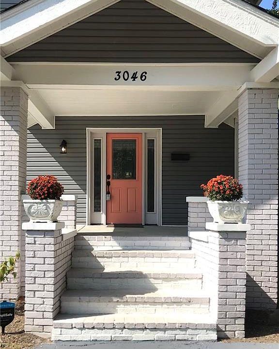 1st image of 3046 N Park Ave