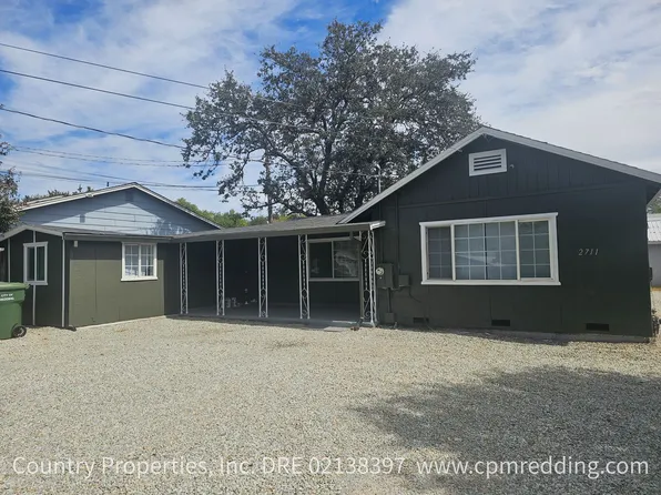 2711 Reservoir Ln, Redding, CA 96002
