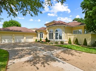 5650 S Coldstream Drive, Springfield, MO 65809