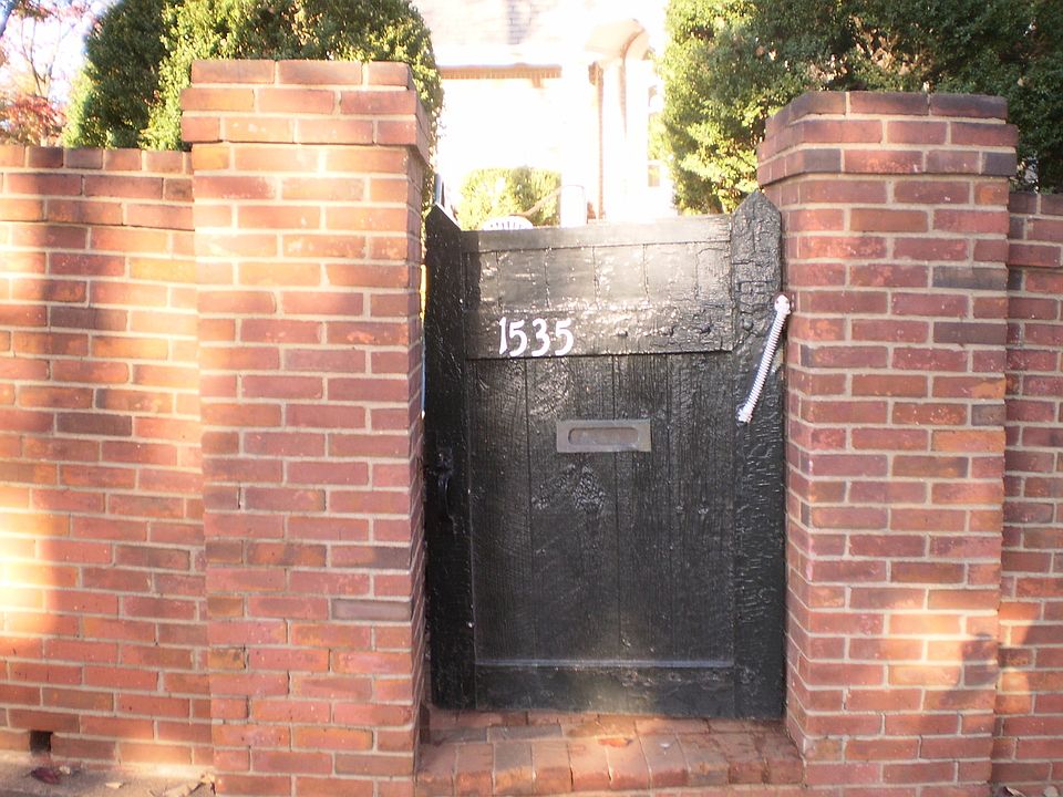 1st image of 1535 Gordon Ave #A/b