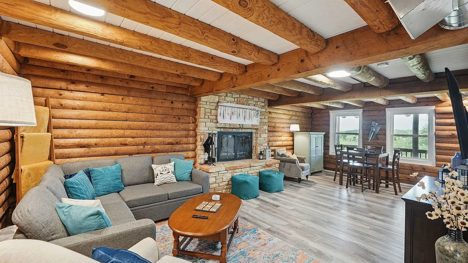 3 bed, 2.0 bath, $5,427 — Photo 1