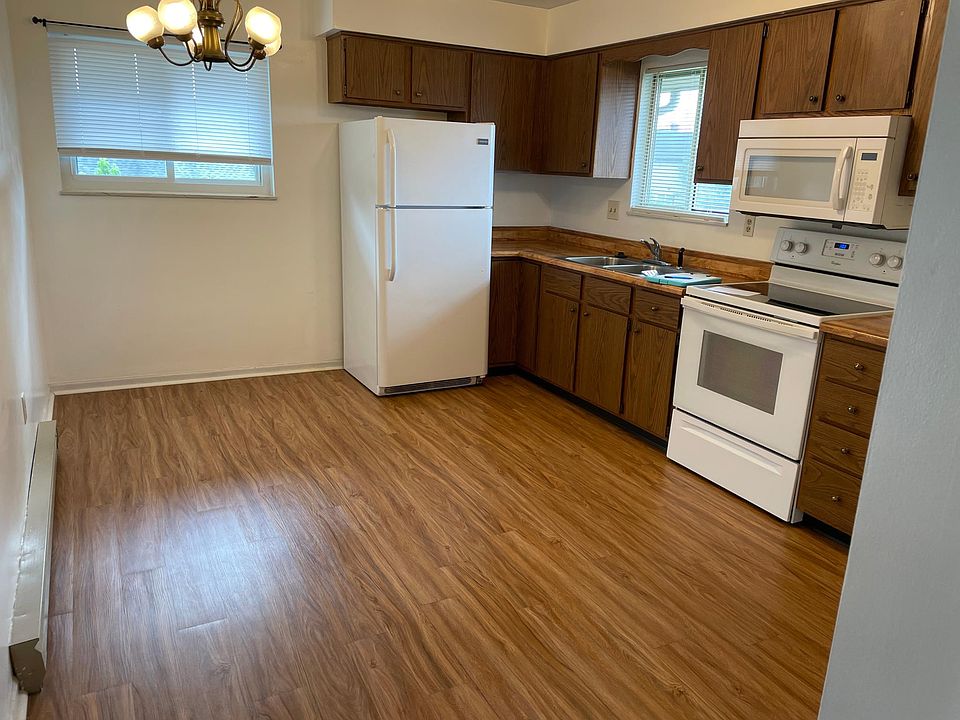 1st image of 708 1/2 Williams Ave #B