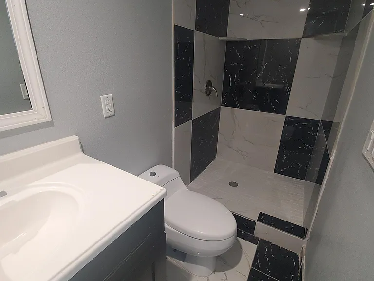 511 E Roeser Rd #B — Photo 10