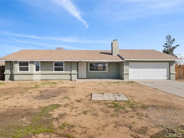 21678 Pahute Rd, Apple Valley, CA 92308