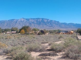 62 Calle Blanca, Corrales, NM 87048