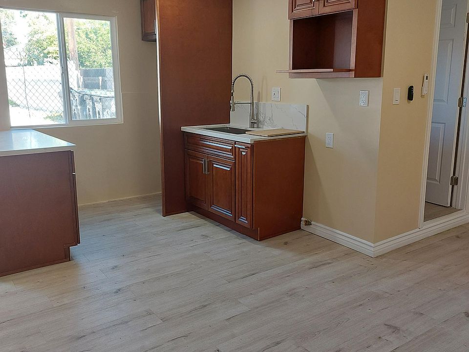 1st image of 4045 E 56th St #1
