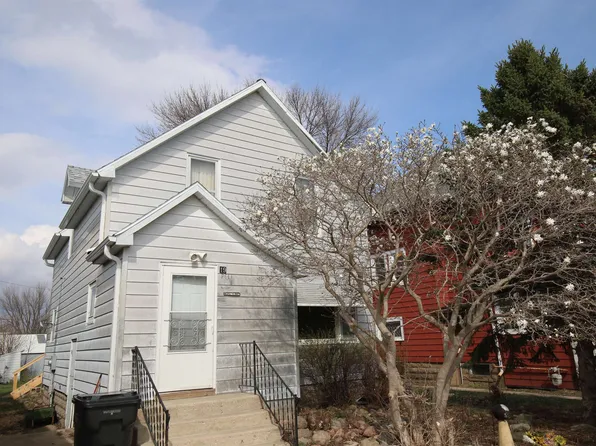 19 Avenue Ave, Lake Park, IA 51347