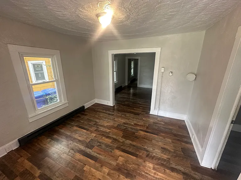 129 Halifax St — Photo 9
