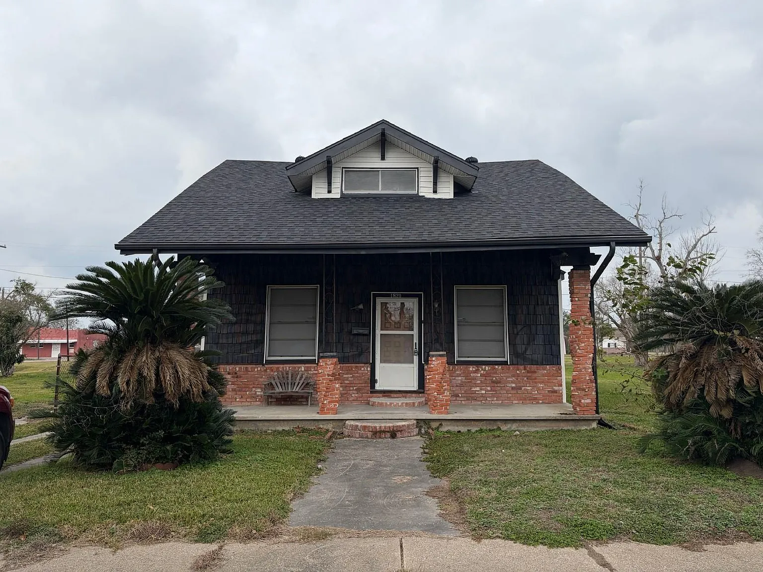 3 bed, 1.0 bath, 1486 sqft, $1,500 — Photo 1