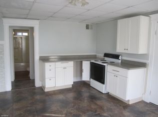 16 Parshley St, Chicopee, MA 01013