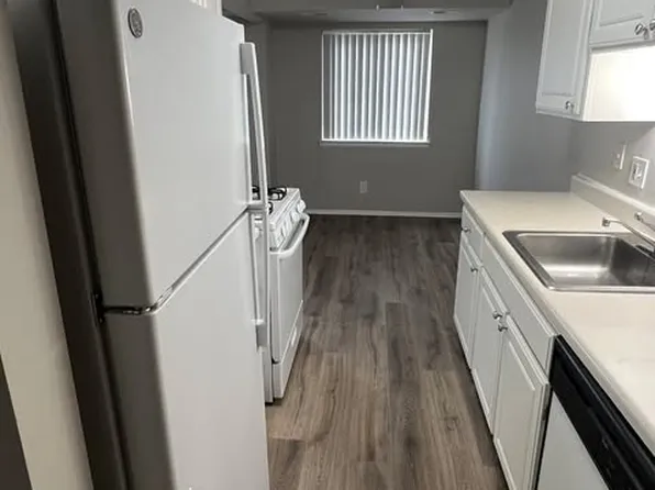 1502 Nob Ln #107, Pontiac, MI 48340