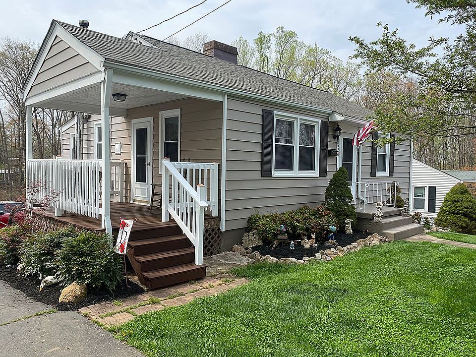 1st image of 1109 Poplar St