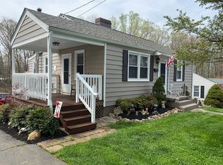 1109 Poplar St, Bedford, VA 24523