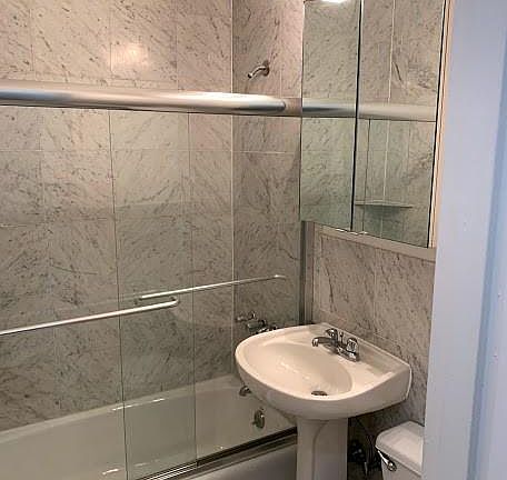 3rd image of 1588 York Ave APT 5B