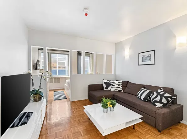 130 Water St, New York, NY