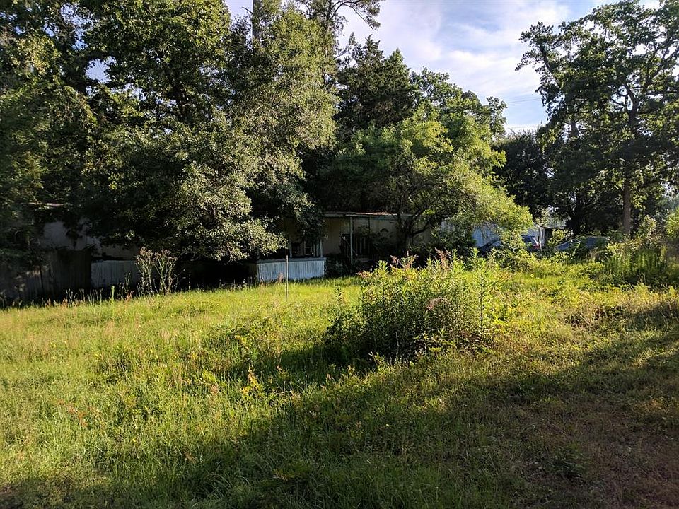 1st image of 23402 Willow Wood St