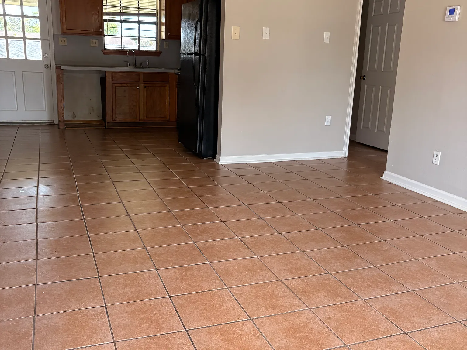 2 bed, $850 — Photo 3