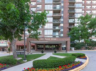145 W Point Dr NW #1607, Calgary, AB T3B4W1