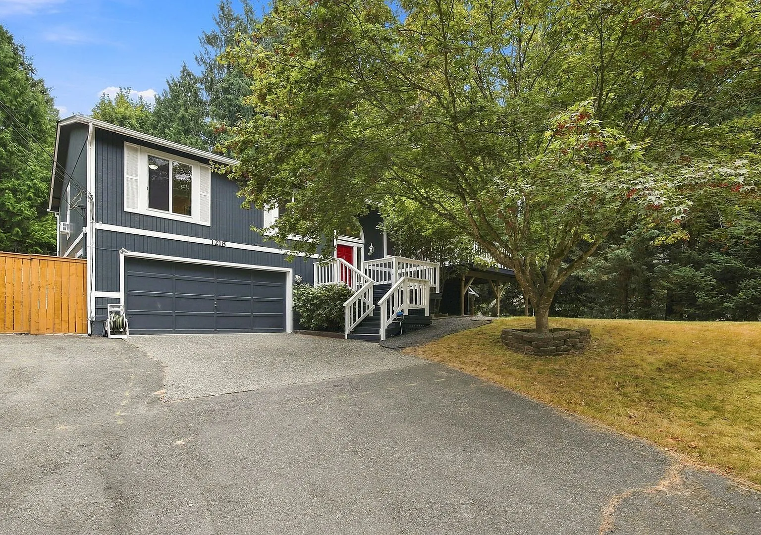 1Bd/1Ba Sammamish Condo — Photo 2