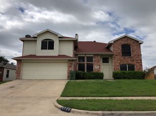 6726 Meadowcrest Dr, Arlington, TX 76002
