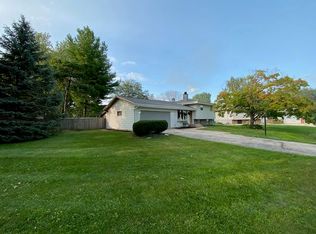 2440 Bittersweet Ct, Racine, WI 53402