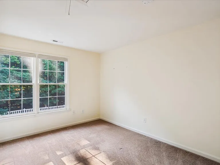 8931 Falls Farm Dr — Photo 87