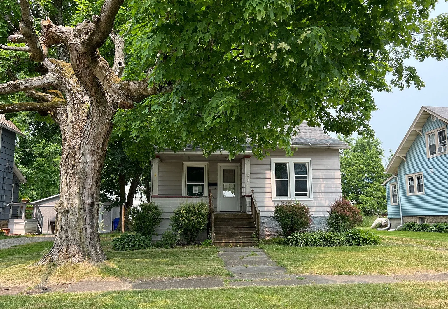 3 Lancaster Ave photo 1