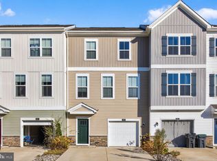 602 Cherryview Dr, Fredericksburg, VA 22405