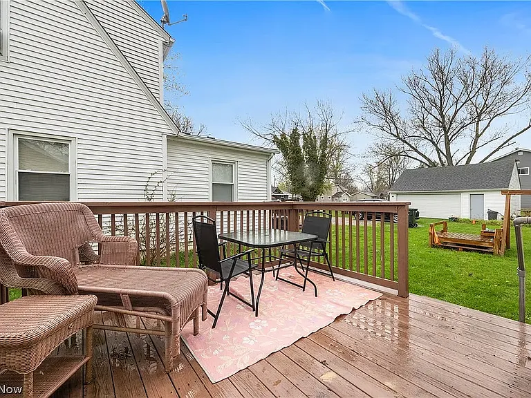 4556 Hawthorne Ave — Photo 22