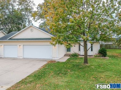 3002 Timber Hill Ct, Des Moines, IA, 50320