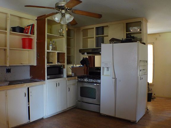 2nd image of 2817 Scruggs Park Dr