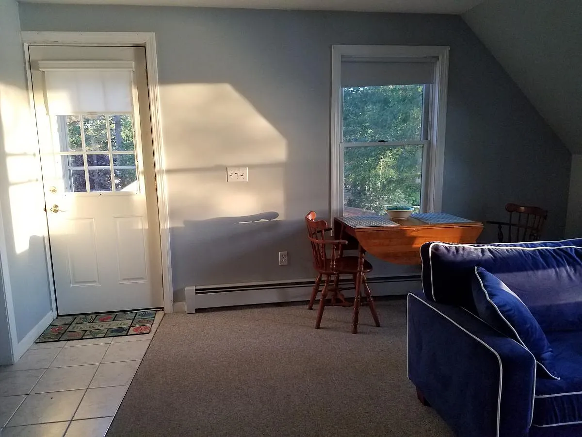 5 Maple Street — Photo 3