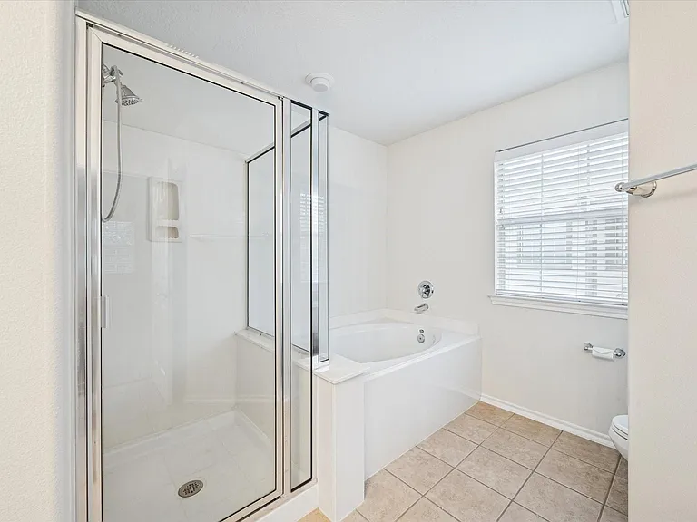 3206 Pearl Bluff Ln — Photo 13