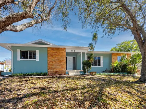 1531 Hill Dr, Largo, FL 33770