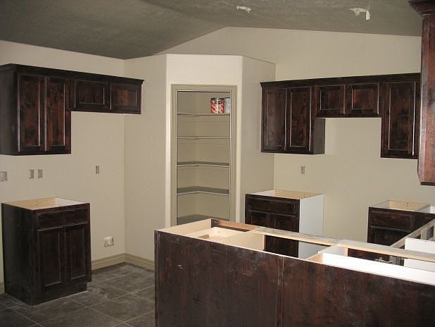 2nd image of 528 E Ridge Place Dr