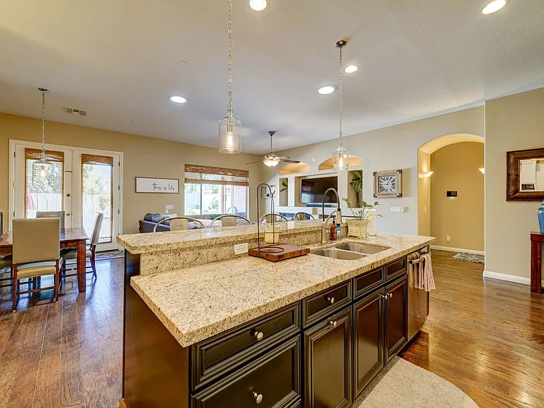 4221 S Danyell Dr — Photo 14