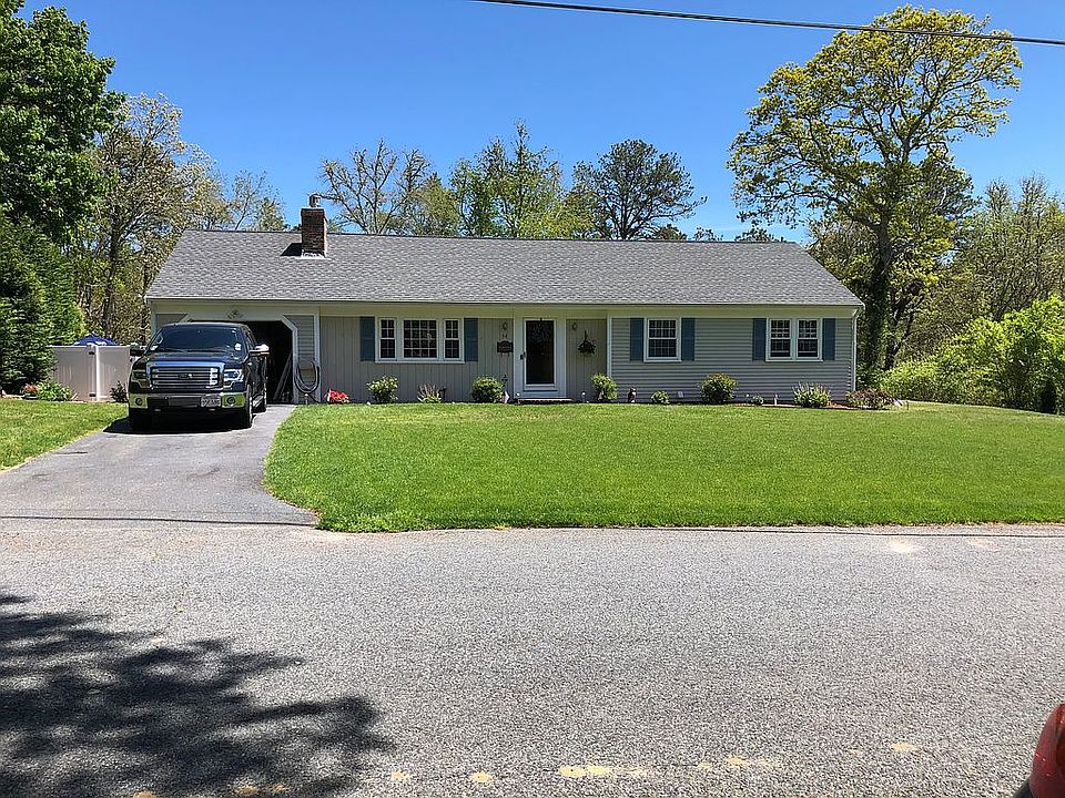 1st image of 34 Montague Dr