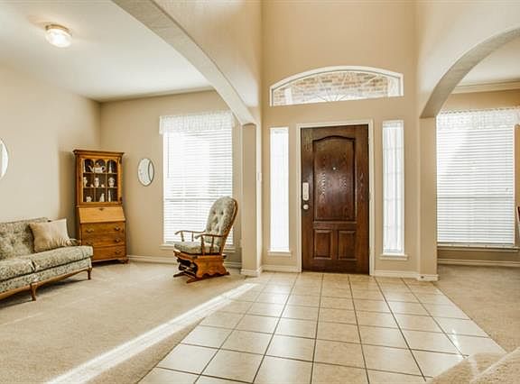 2nd image of 3604 La Tierra Linda Trl