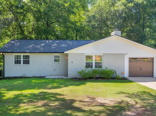 210 Paris View Dr, Travelers Rest, SC 29690