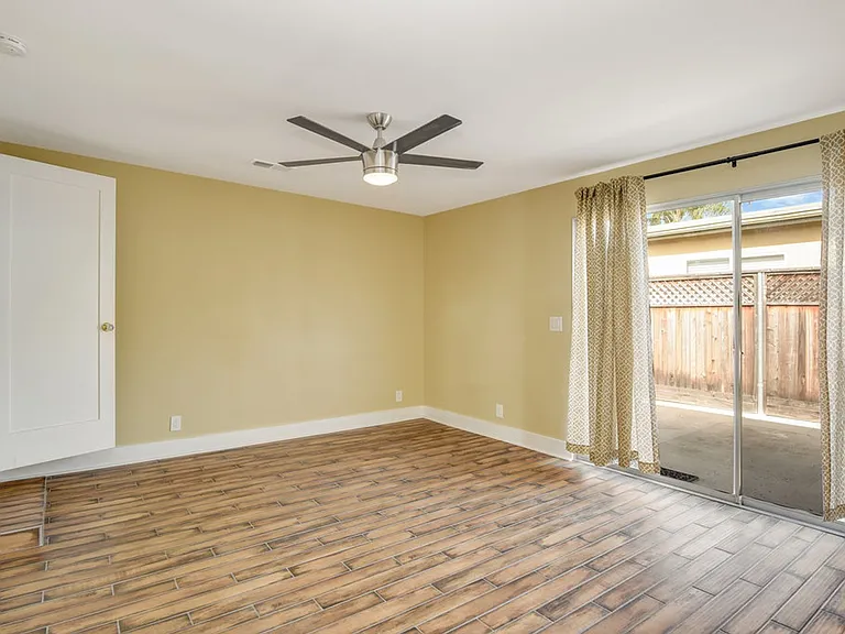 4725 Kensington Dr — Photo 19