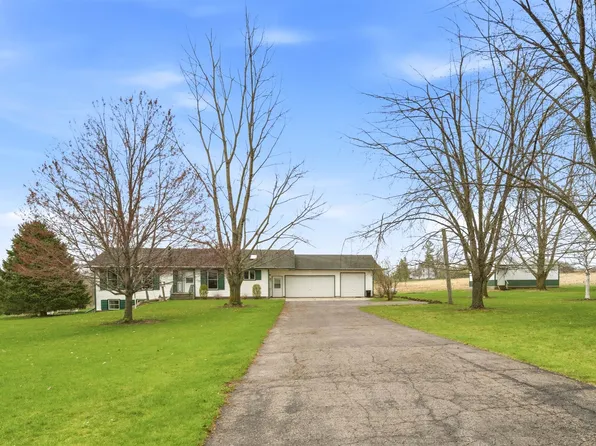 N3536 Maple Hill Rd, Marion, WI 54950