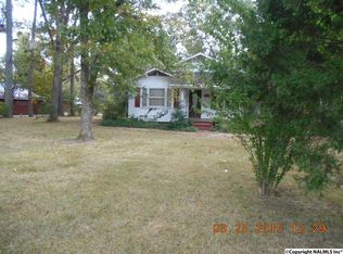 1925 SW Old Moulton Rd, Decatur, AL 35601