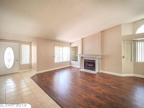 3rd image of 1225 White Dr
