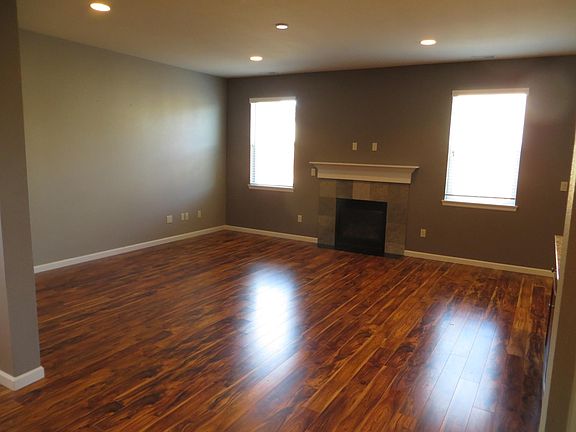 5th image of 2683 Laura Vista Dr NW