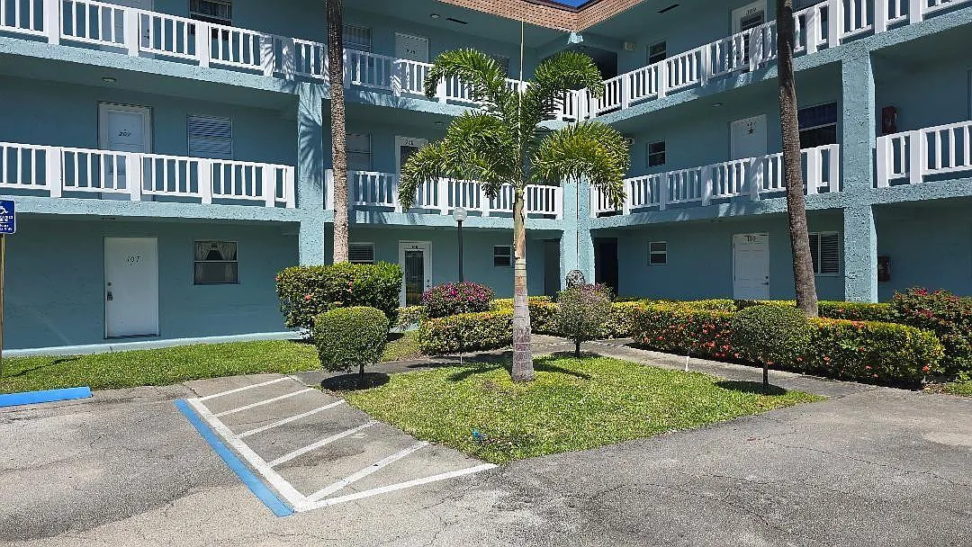 1 bed, 1.0 bath, 652 sqft, $1,550 — Photo 1