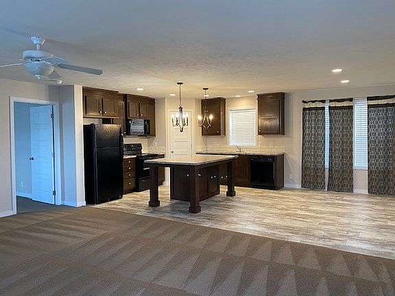 2nd image of 225 Pebble Creek Dr #282