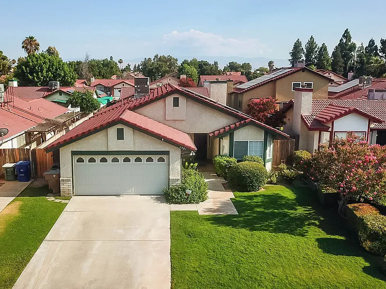 7921 Cold Spray Ct — Photo 1