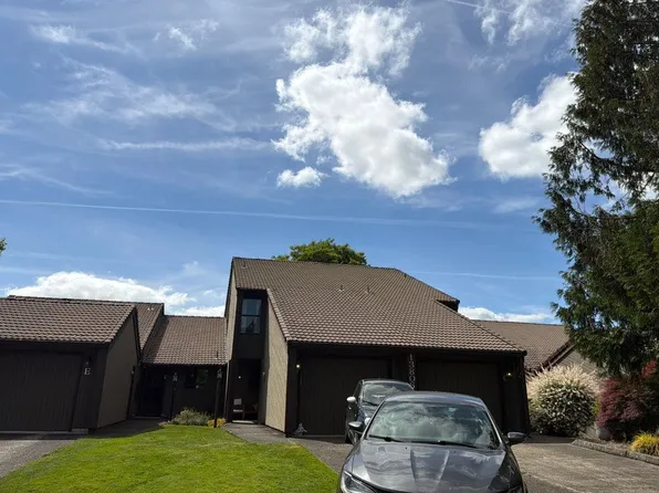 13806 NW 10th Ct APT D, Vancouver, WA 98685