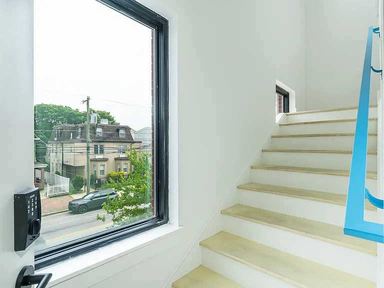 4037 Powelton Ave #Penthouse 401 — Photo 2
