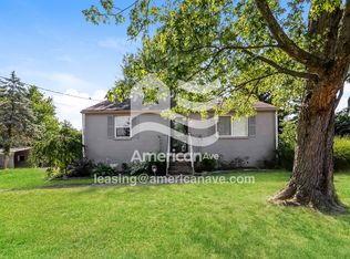 9448 Beech Dr, Cincinnati, OH 45231